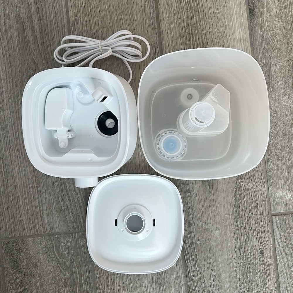 LEVOIT Humidifier - Picture 5 of 14